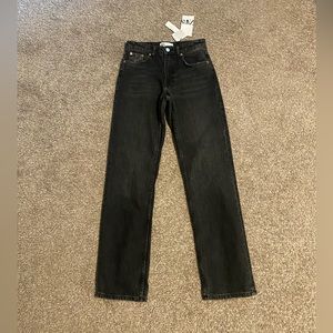 Zara Midwaist Straight Jeans